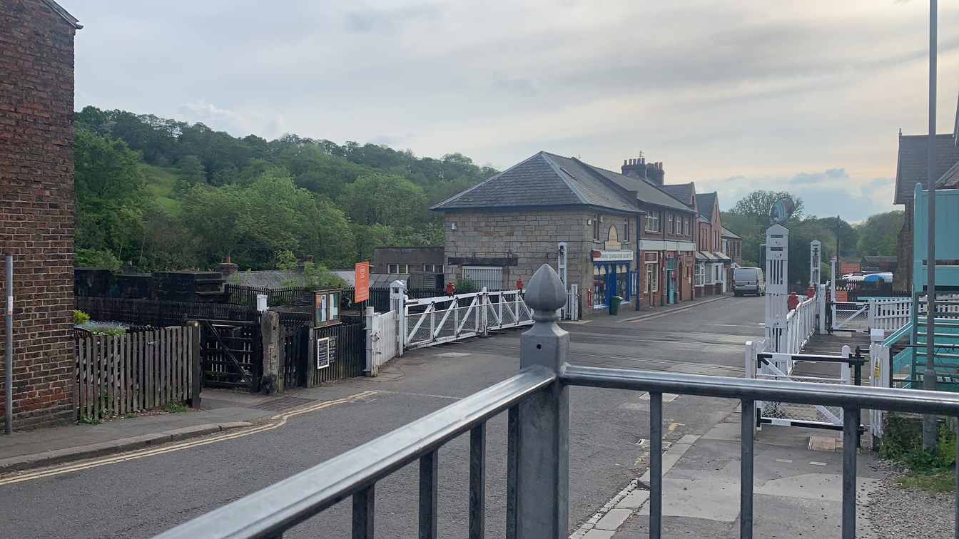 Finding_Ford_The_Station_Tavern_Grosmont_Crossing Waiting for Harrison Ford at The Station Tavern Grosmont